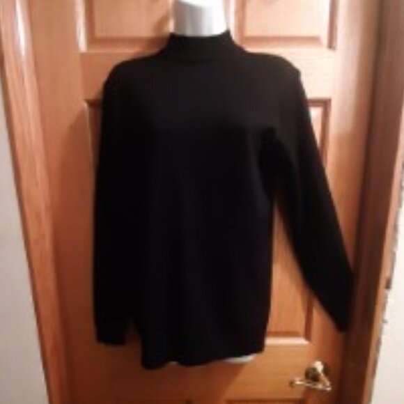 Mens black knit sweater - Picture 1 of 3